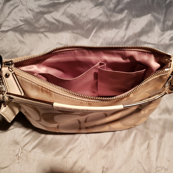 Coach Bag - Picture 2 of 11
